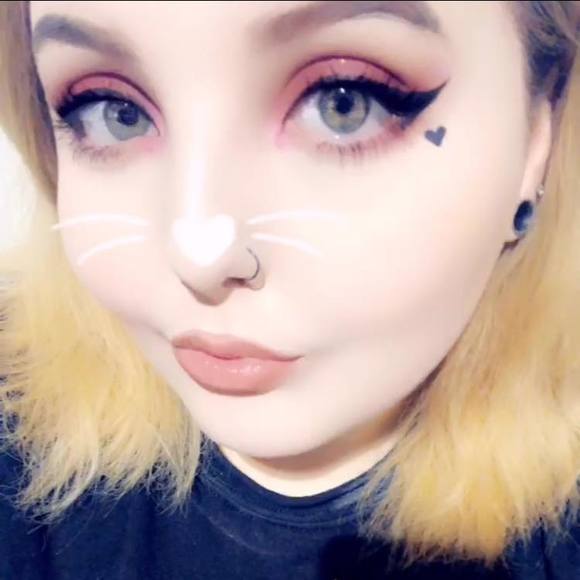 Meet your Posher, Val - Picture 1 of 1